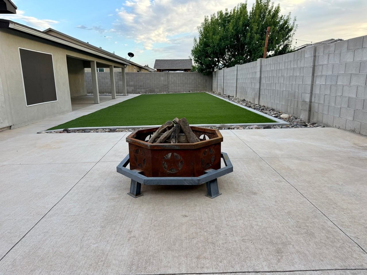 1936 N Eloisa Ln - Photo 2 of 20