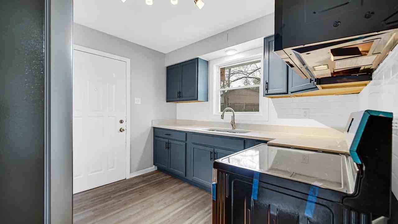 3415 W 47th Ave #A - Photo 5 of 8
