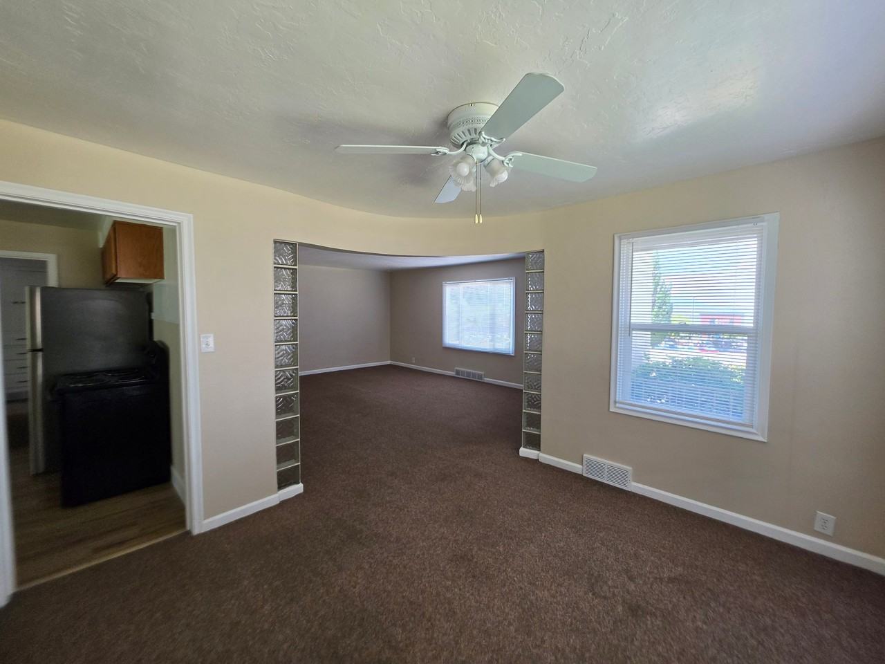 1401 S St #1401 - Photo 4 of 17