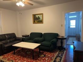 featured image of 823 Mulberry Ave #823