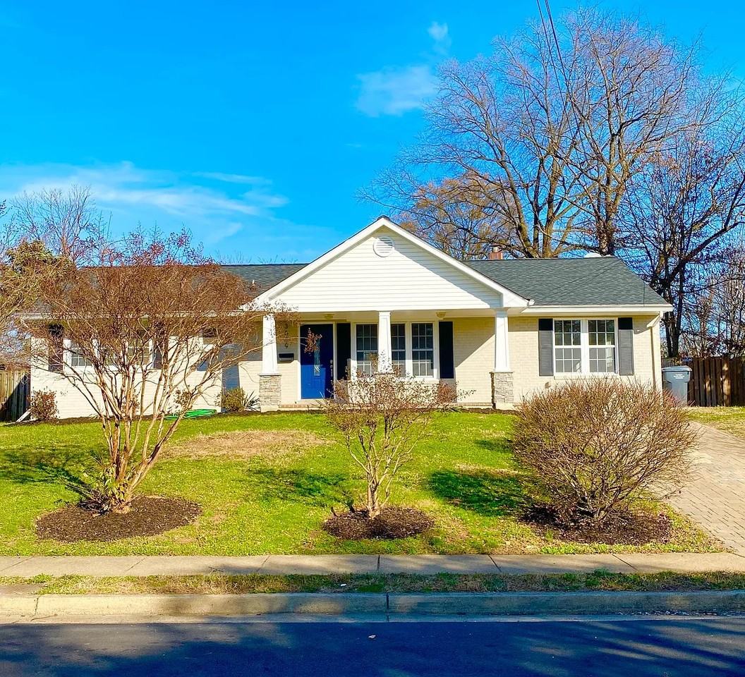 3609 Dannys Ln - Photo 3 of 12