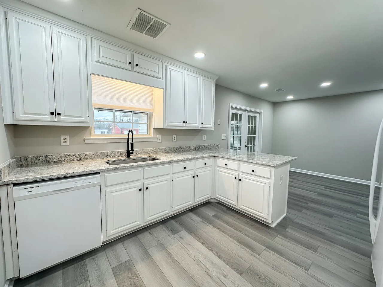 450 Fowler Rd #NA - Photo 5 of 19