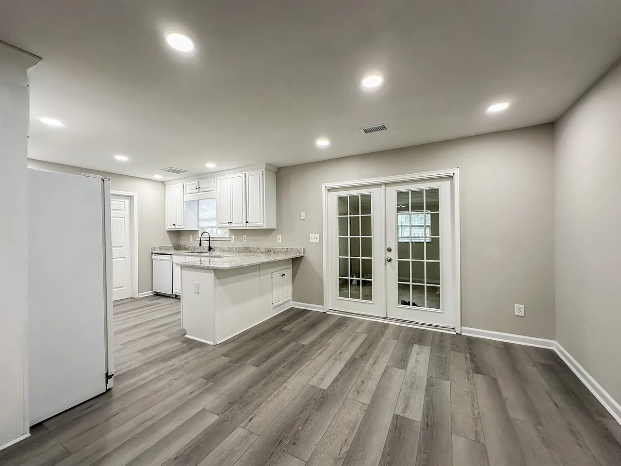 450 Fowler Rd #NA - Photo 7 of 19