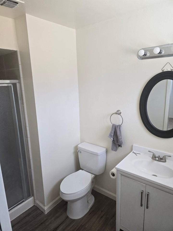 1005 W Cambridge Ave #NA - Photo 7 of 35