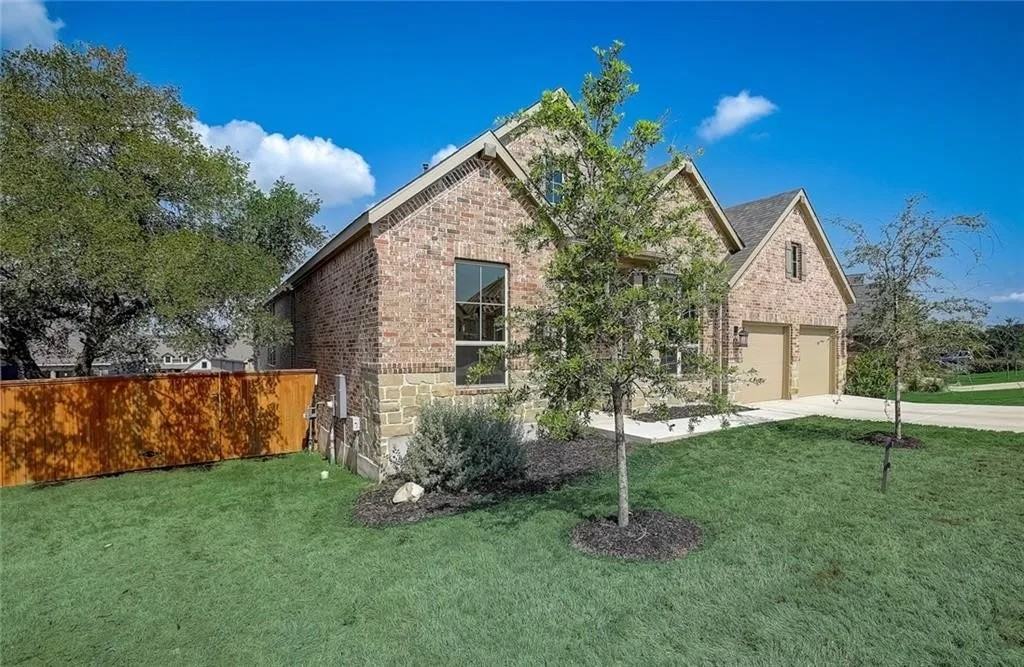 120 Quiet Oak Rd #NA - Photo 3 of 43