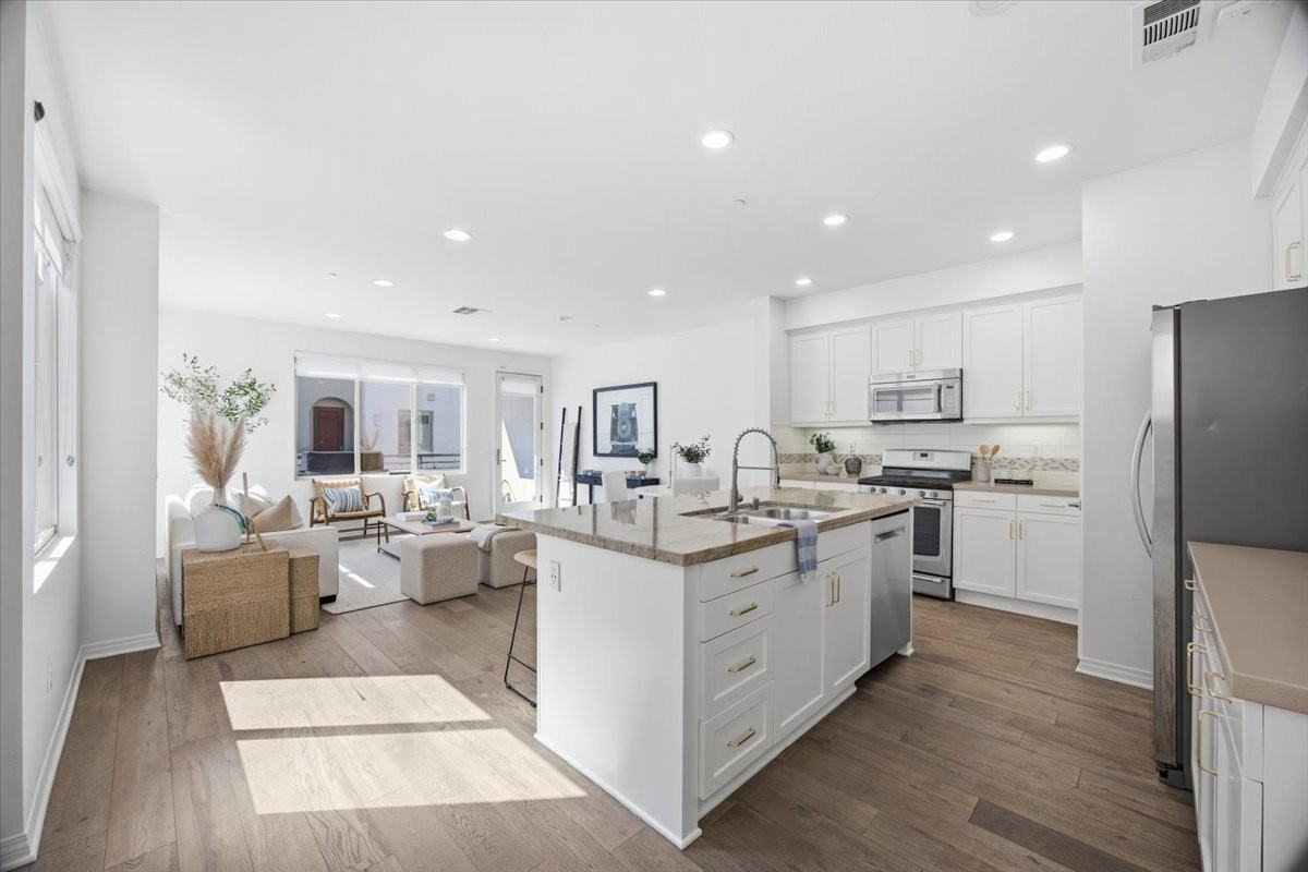 12921 Union Ave #107 - Photo 4 of 16