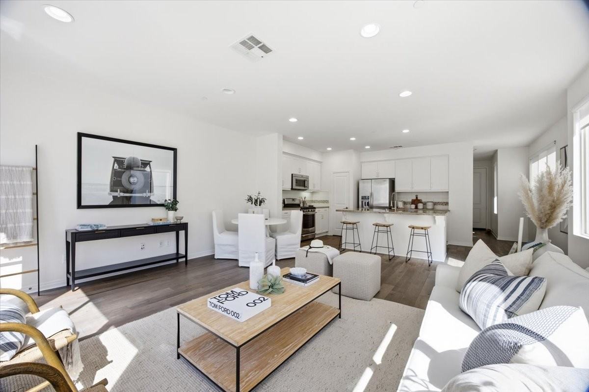 12921 Union Ave #107 - Photo 7 of 16