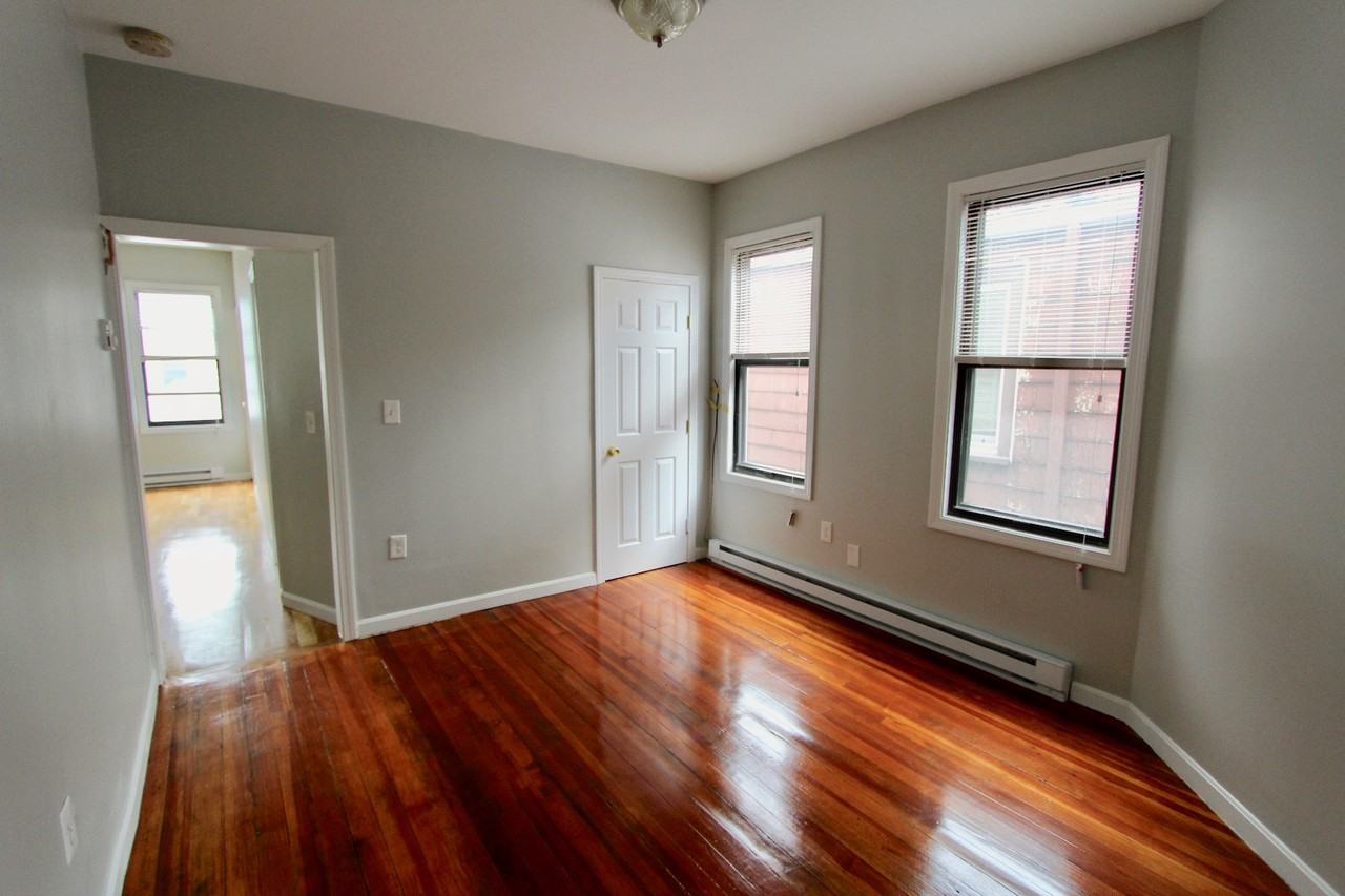 358 Princeton St #2 - Photo 5 of 7