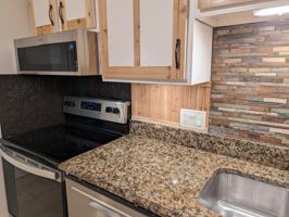 featured image of 8 Northbrook Dr #806