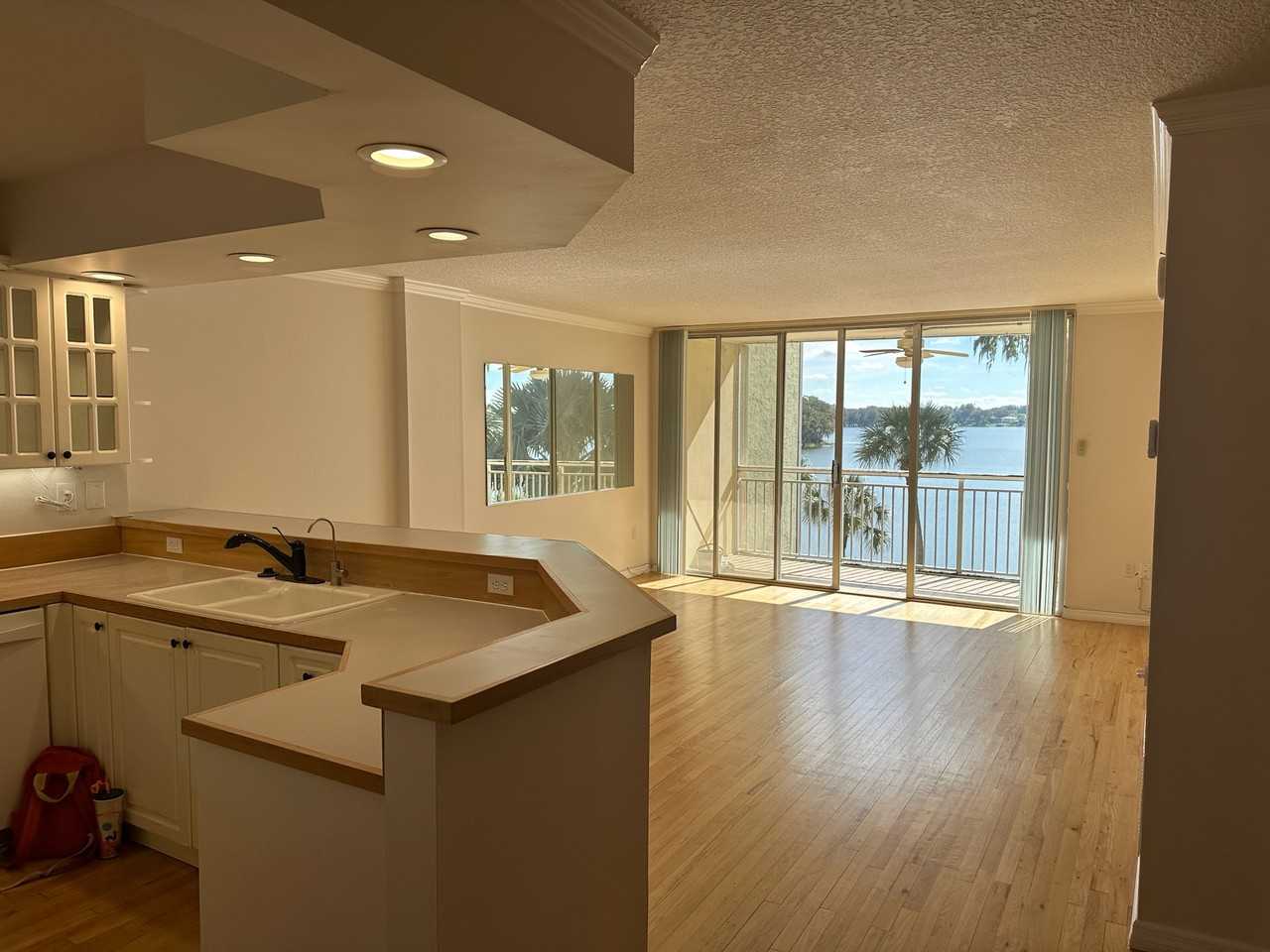 690 Osceola Ave #404 - Photo 4 of 11
