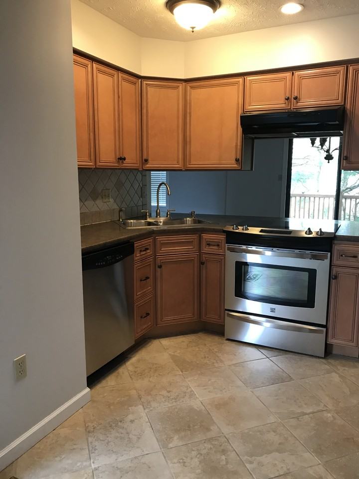 1130 Valleyview Dr #1130 - Photo 7 of 41