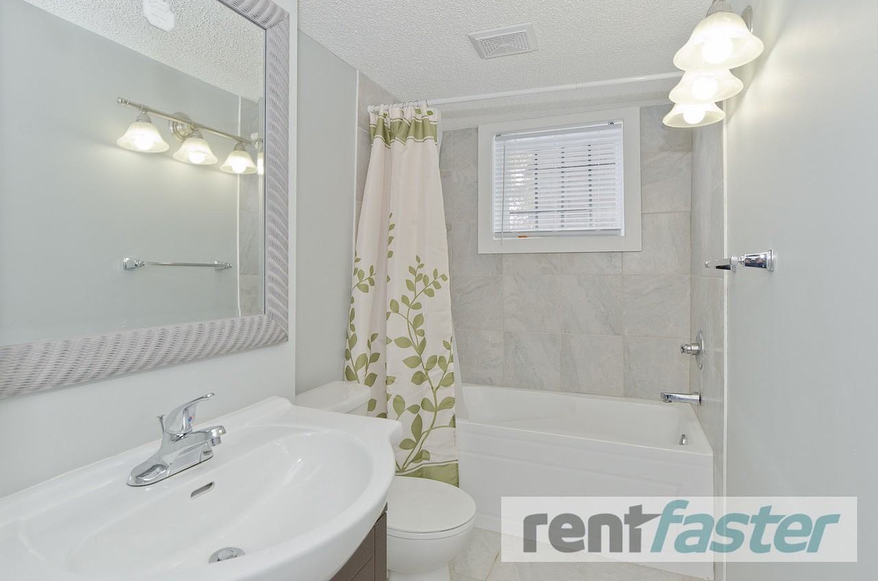 151 Whitman Pl Ne - Photo 2 of 37