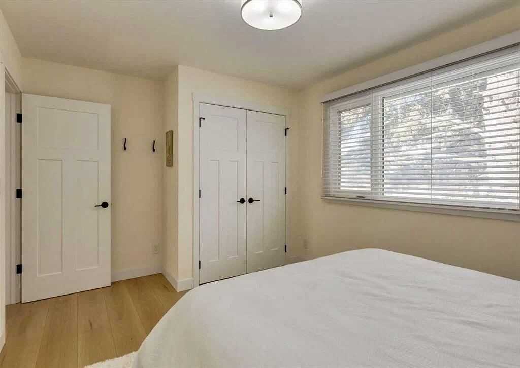 5219 Valiant Dr Nw - Photo 4 of 9
