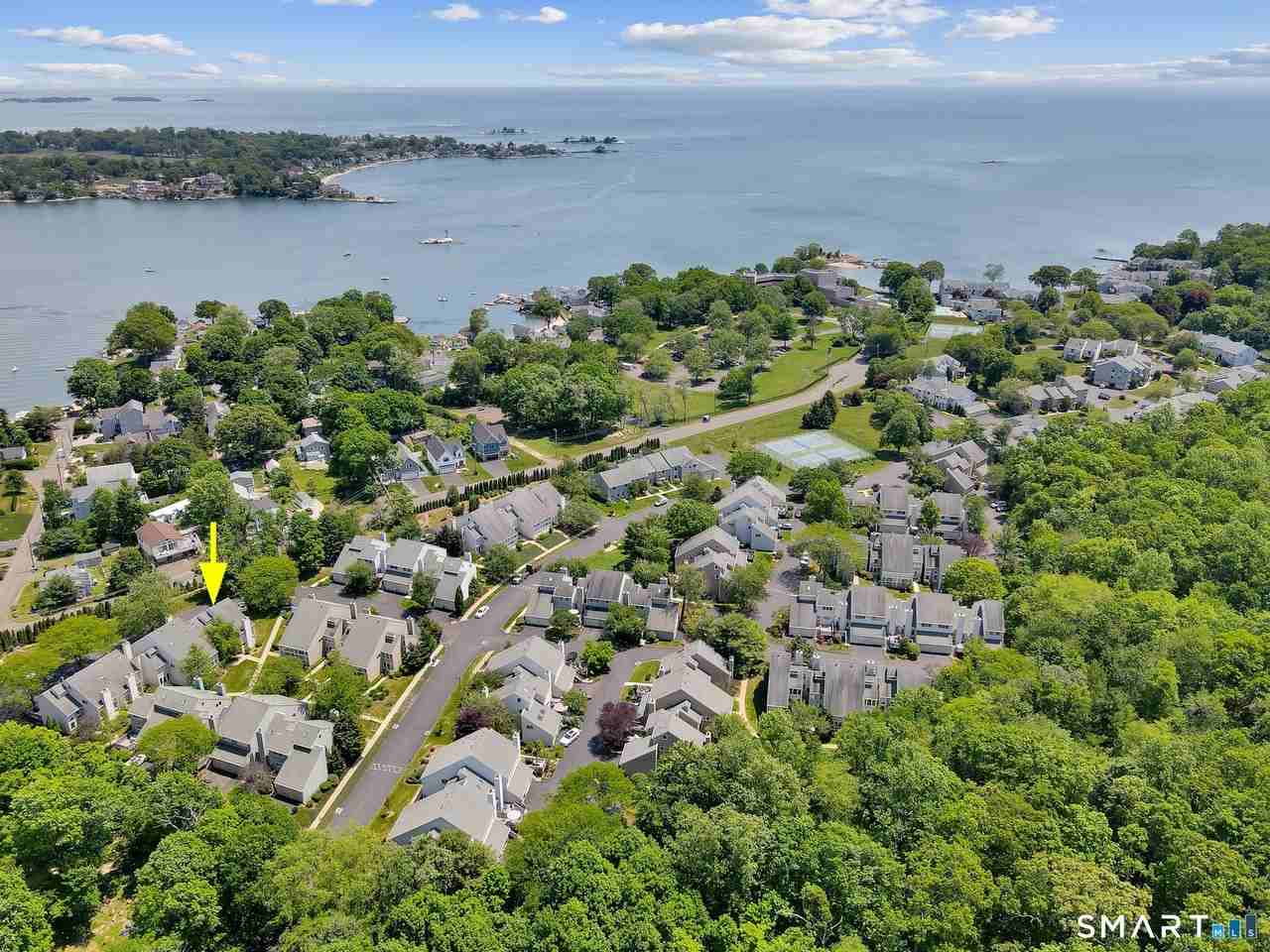 135 Turtle Bay Dr #135 - Photo 4 of 40