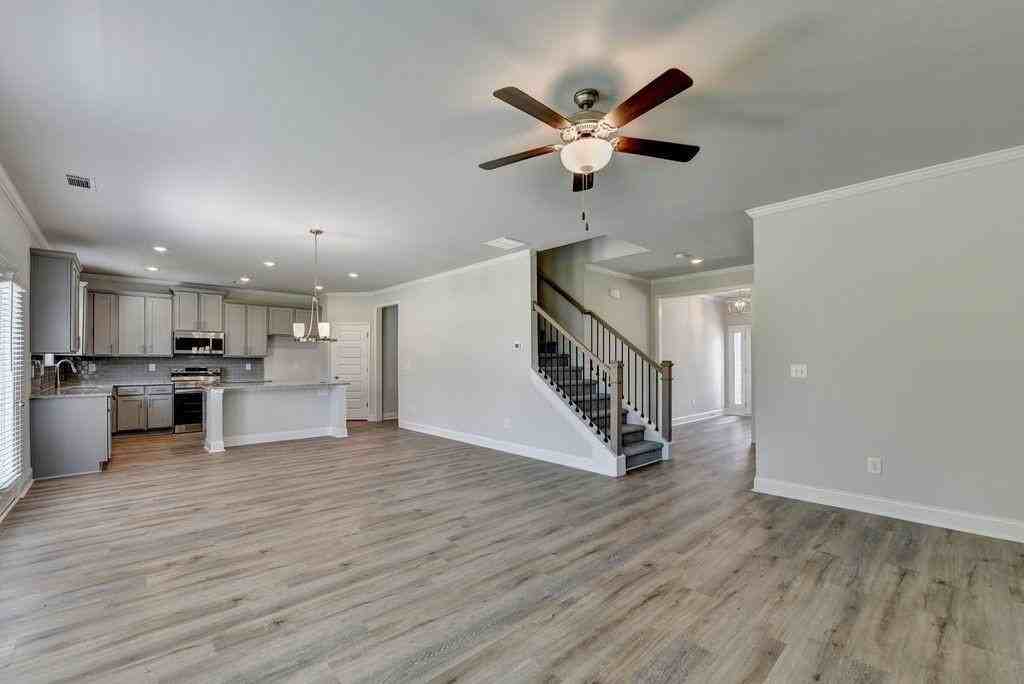 7309 Yewtree Drive Walk - Photo 6 of 50