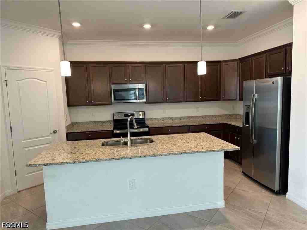 14510 Cantabria Dr - Photo 2 of 30