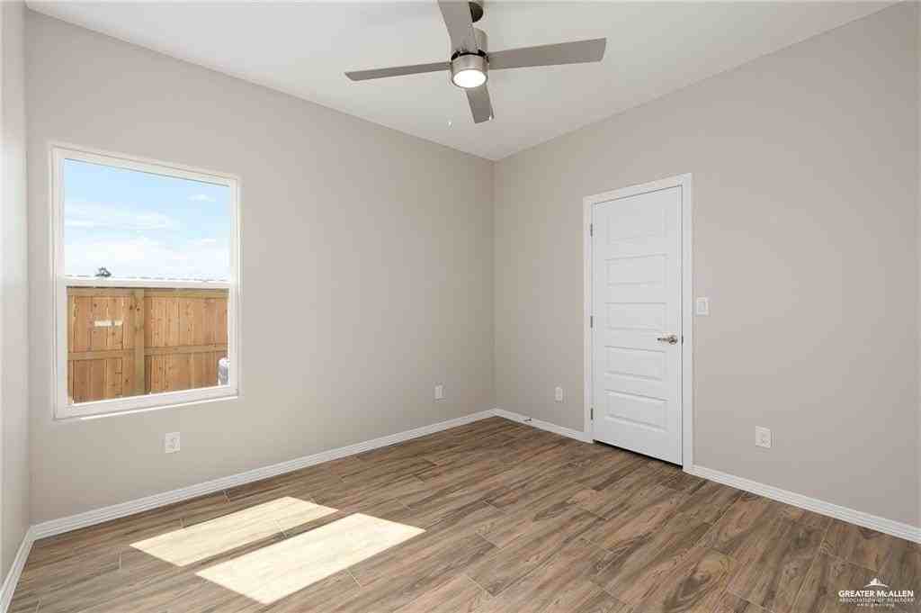 4220 Walnut Ave #4 - Photo 3 of 12