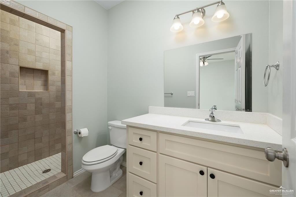222 W Mahl St #1 - Photo 6 of 13