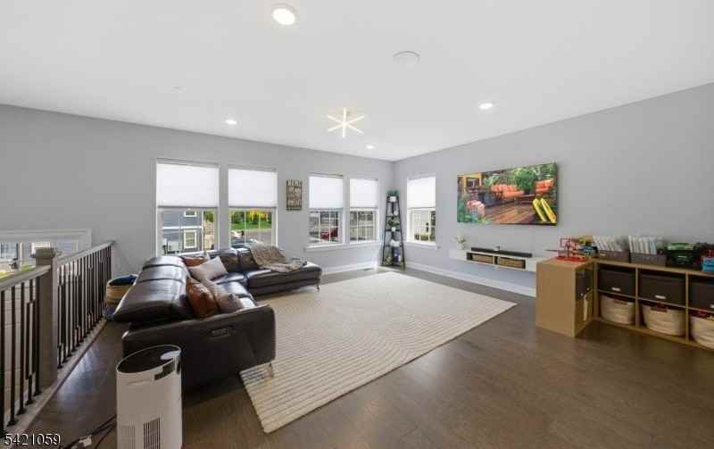 12 Marigold Ct - Photo 7 of 40
