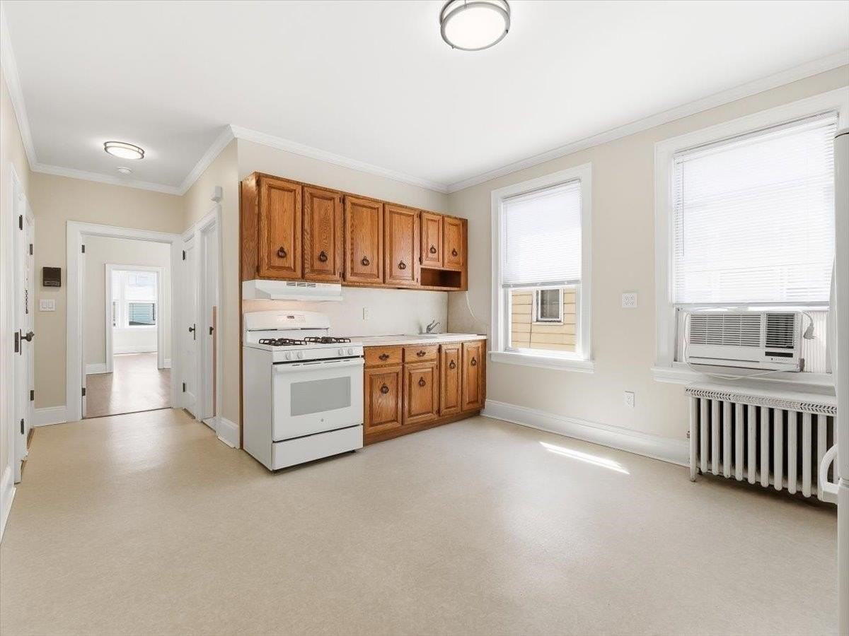 73 Newman Ave #4 - Photo 4 of 21