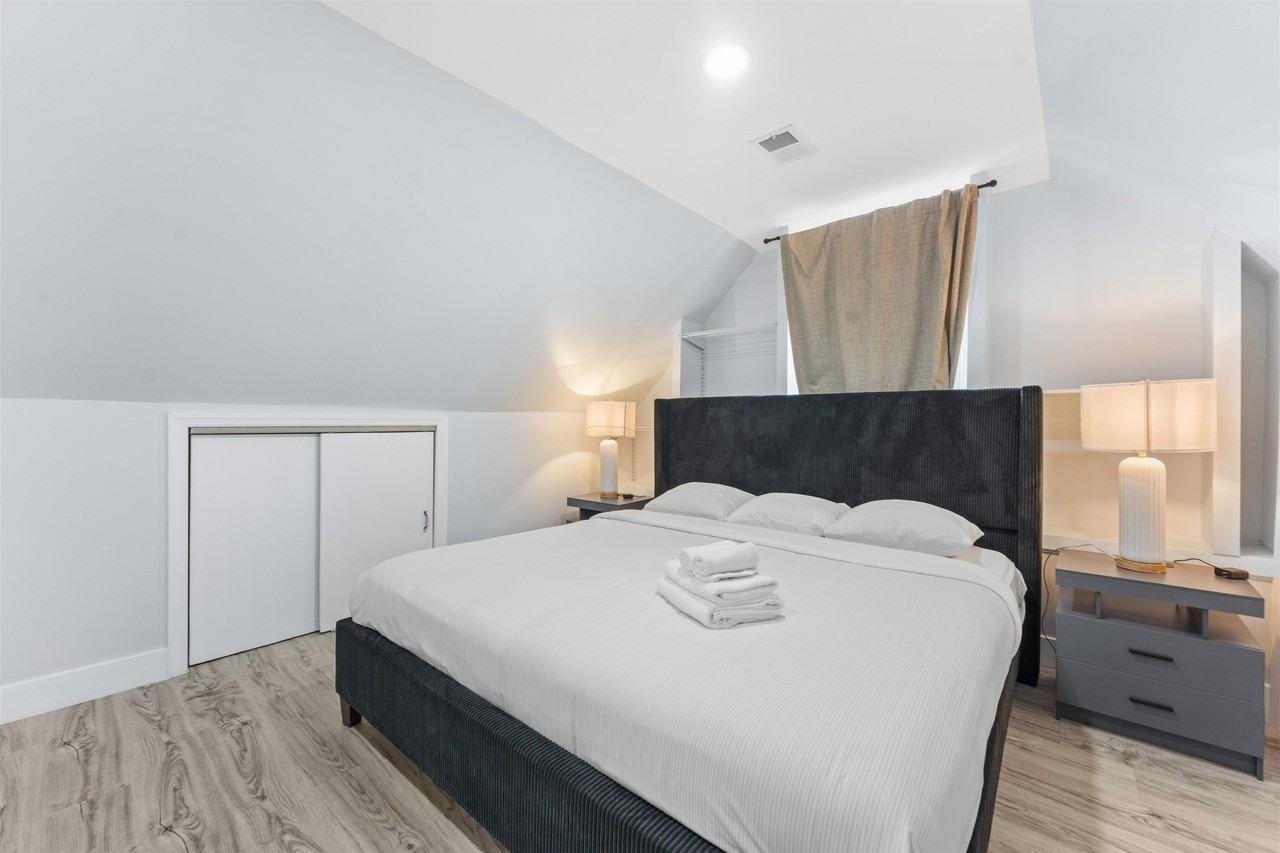 23 Obrien Ct #2ndFL - Photo 5 of 12