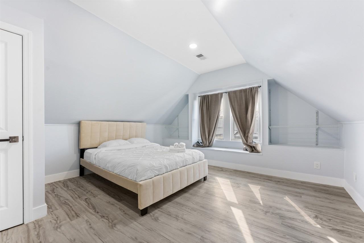 23 Obrien Ct #2ndFL - Photo 6 of 12
