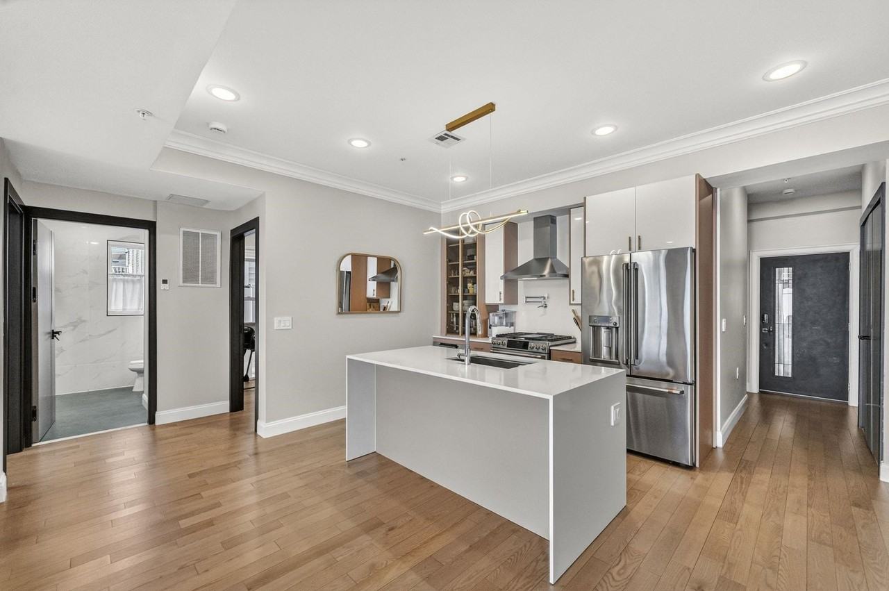 414 New York Ave #1A - Photo 7 of 23