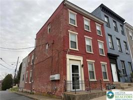 featured image of 116 S 6th St