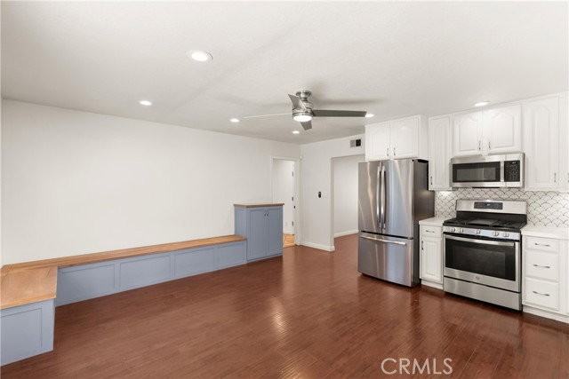 9472 Karen Cir - Photo 2 of 6