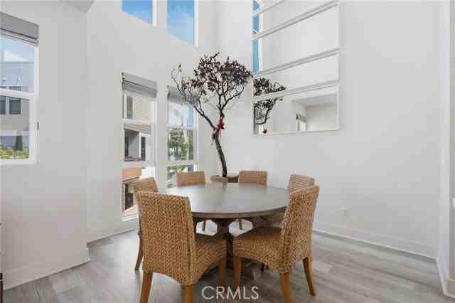 1660 Topanga - Photo 5 of 8