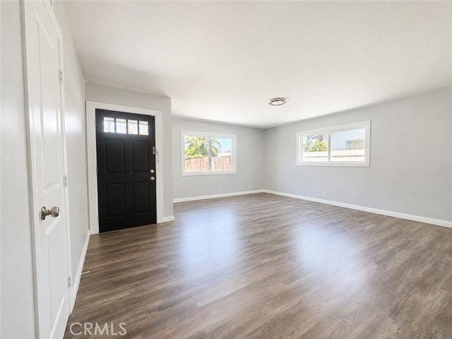 6624 Gross Ave - Photo 2 of 8