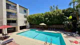5420 Lindley Ave #21 - Photo 4 of 8