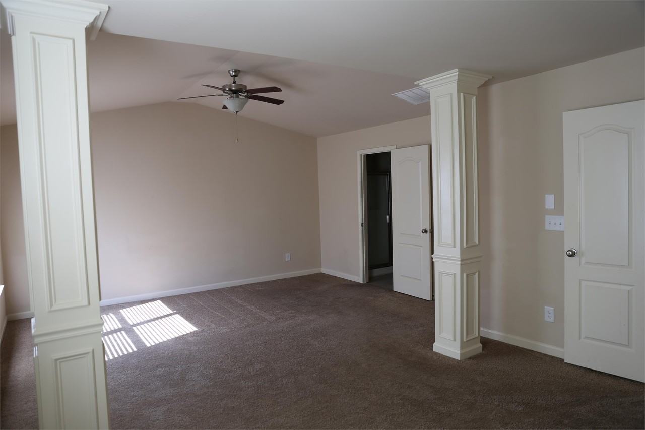 2424 Sardis Chase Ct #1 - Photo 4 of 14