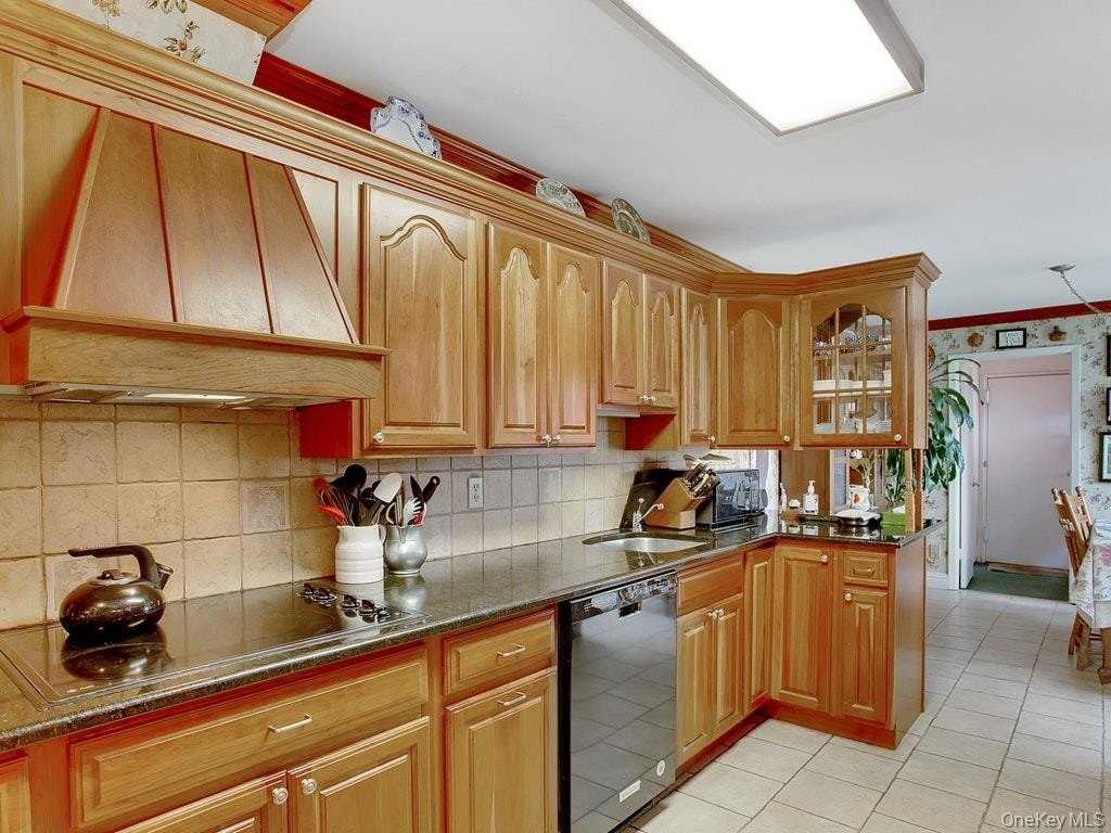 160 Dove Hill Dr - Photo 3 of 22