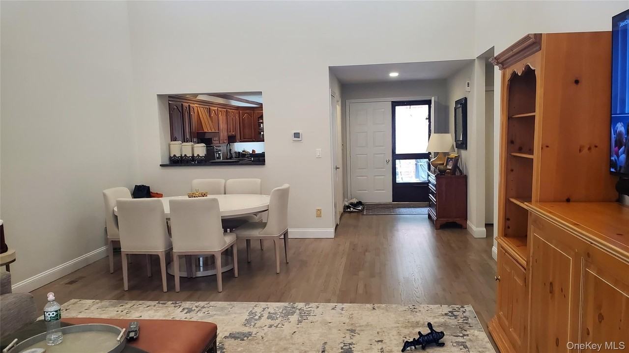 160 Dove Hill Dr - Photo 4 of 22