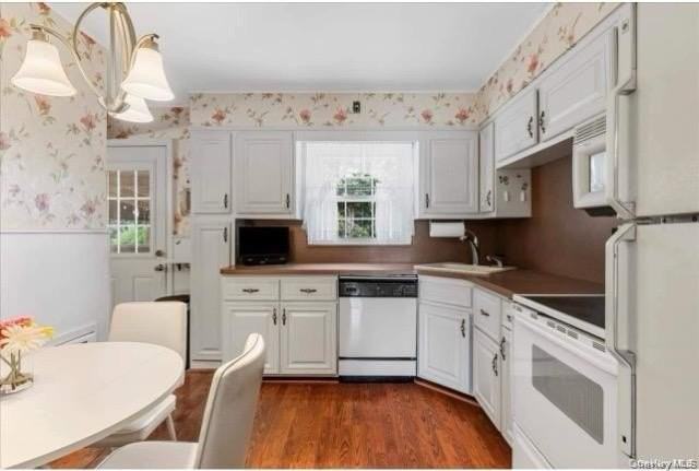 12 Lenore Ave - Photo 3 of 18