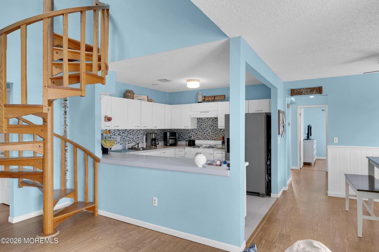 1820 E Pennsylvania Ave #4 - Photo 7 of 25