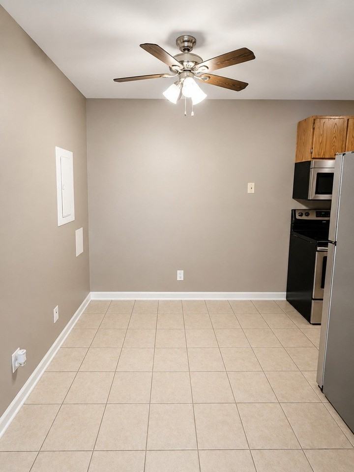 2300 Light Rd #201 - Photo 4 of 10