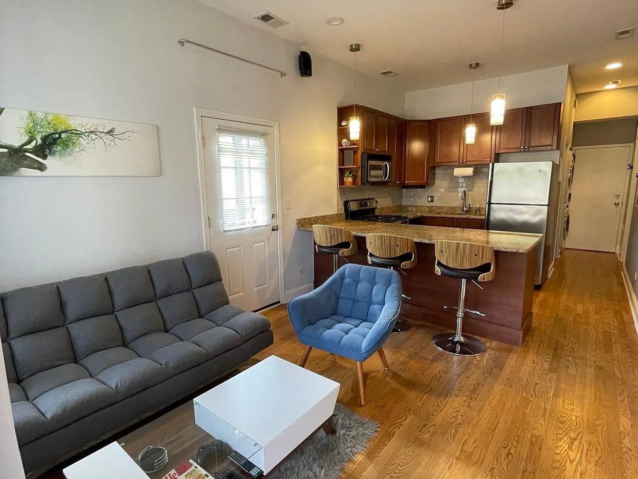 2025 W Erie St #1R - Photo 2 of 14