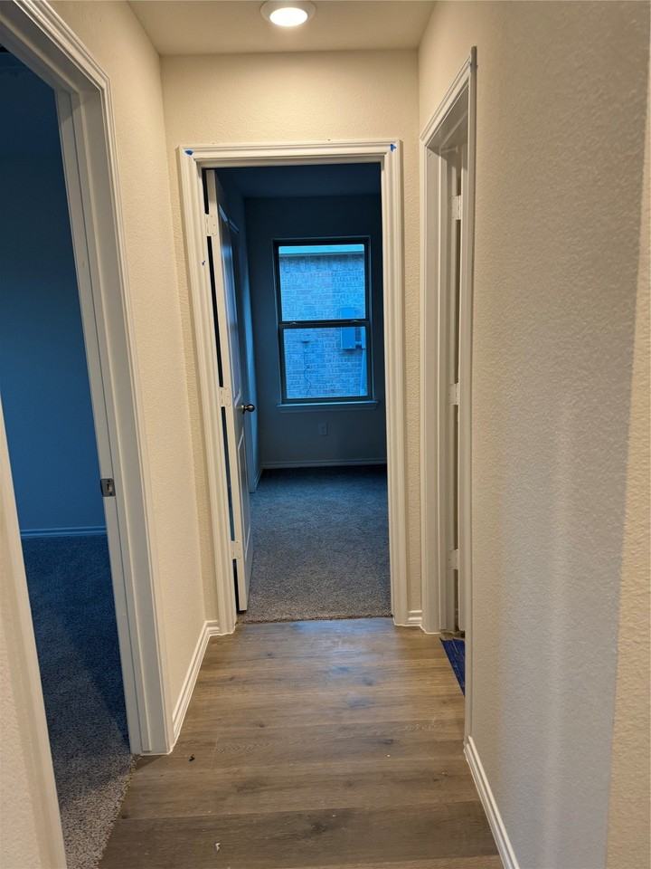 1204 Baldwin Ln - Photo 2 of 6