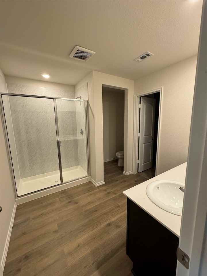 1204 Baldwin Ln - Photo 6 of 6