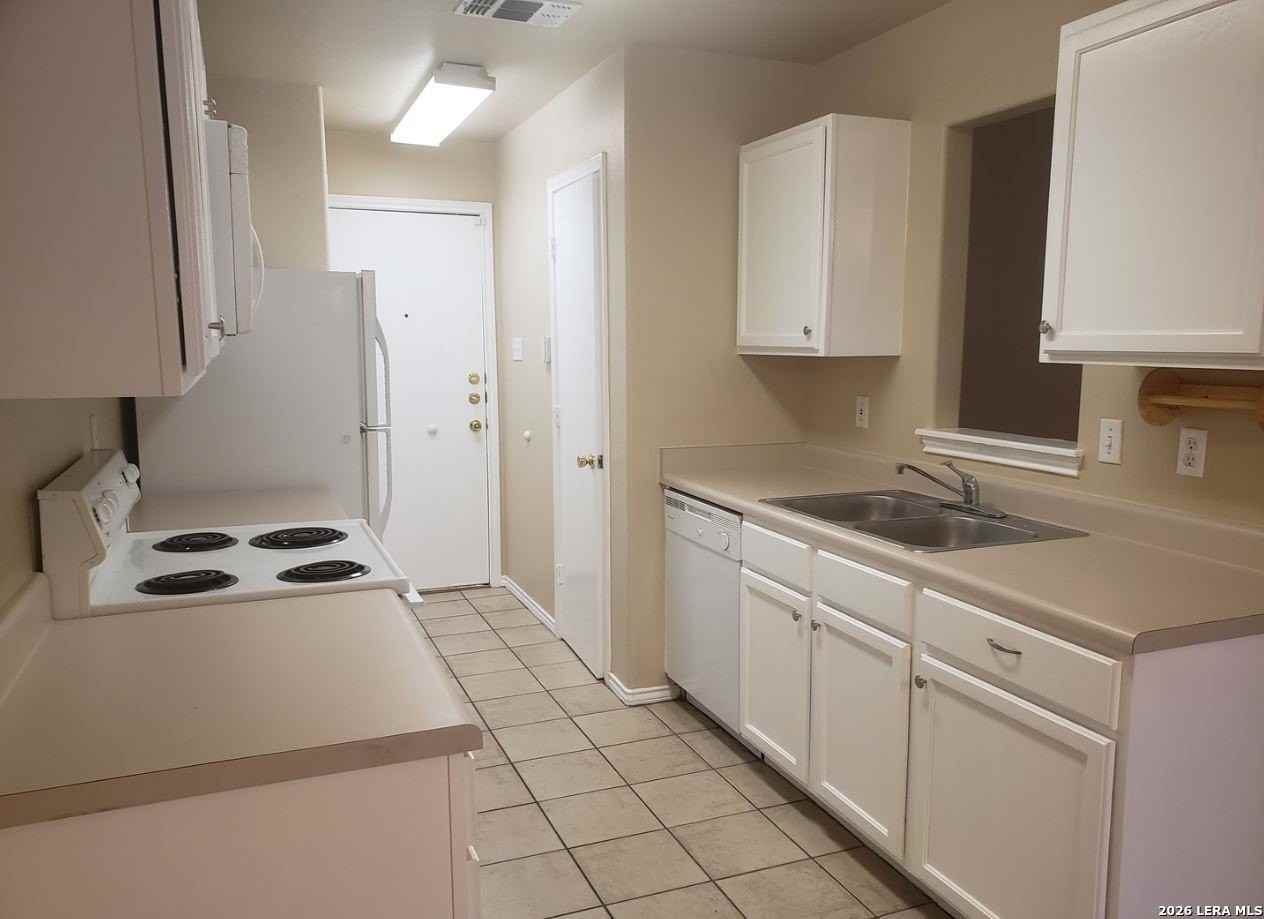 7736 Rustic Park - Photo 7 of 15