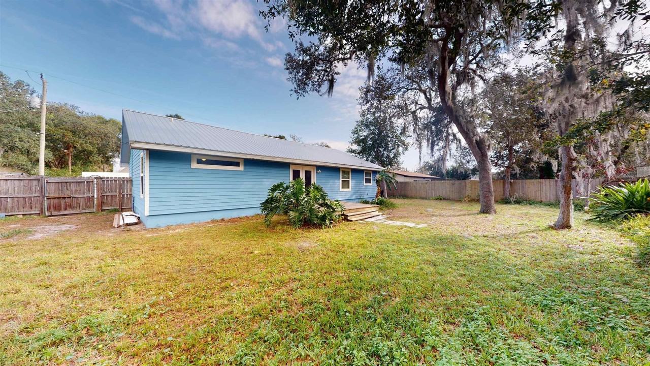 620 Segovia Rd - Photo 5 of 27