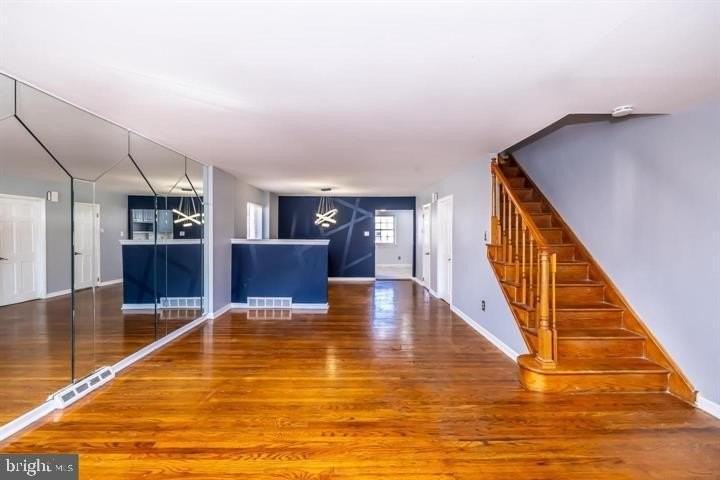 209 Hansell Rd - Photo 5 of 43