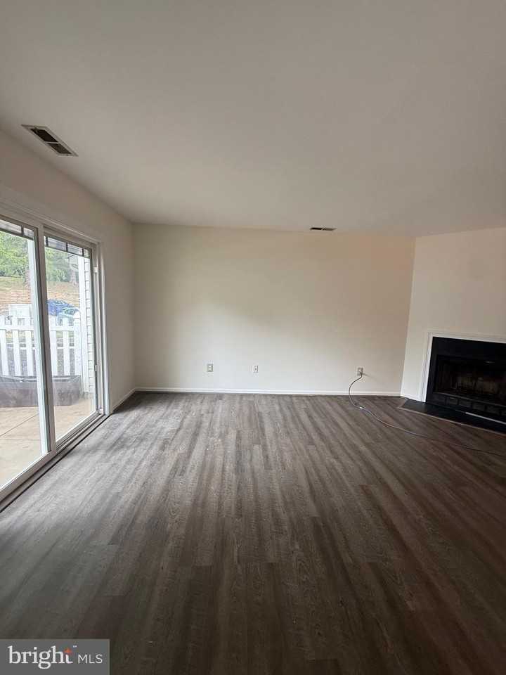49 Bayberry Ct #49 - Photo 2 of 12