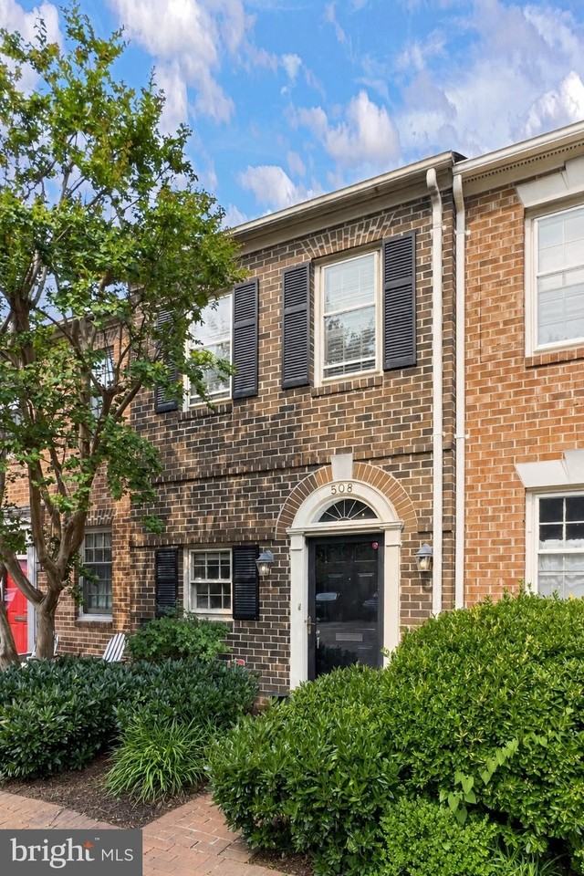 508 Tobacco Quay - Photo 2 of 34