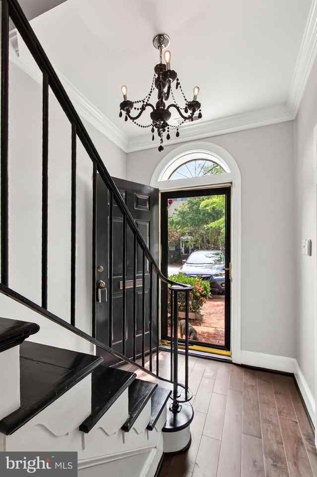 508 Tobacco Quay - Photo 4 of 34