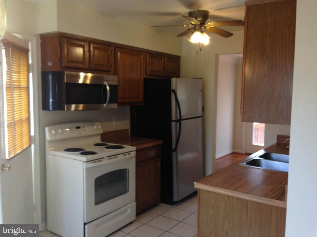 5001 Tarpon Ln - Photo 2 of 12