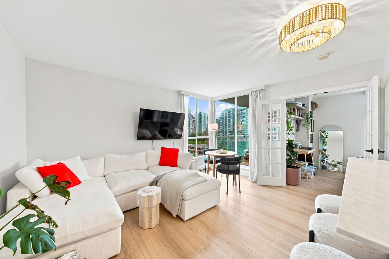 1500 Howe Street - Photo 2