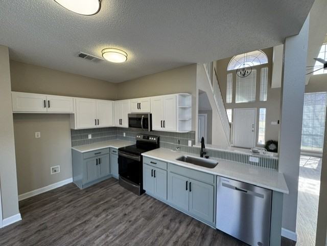 133 Bowie Dr #1 - Photo 4 of 14